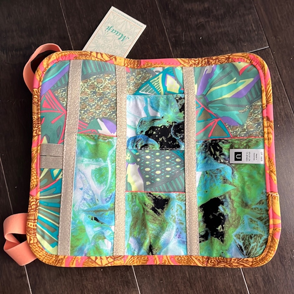 Maaji Practical Pocket